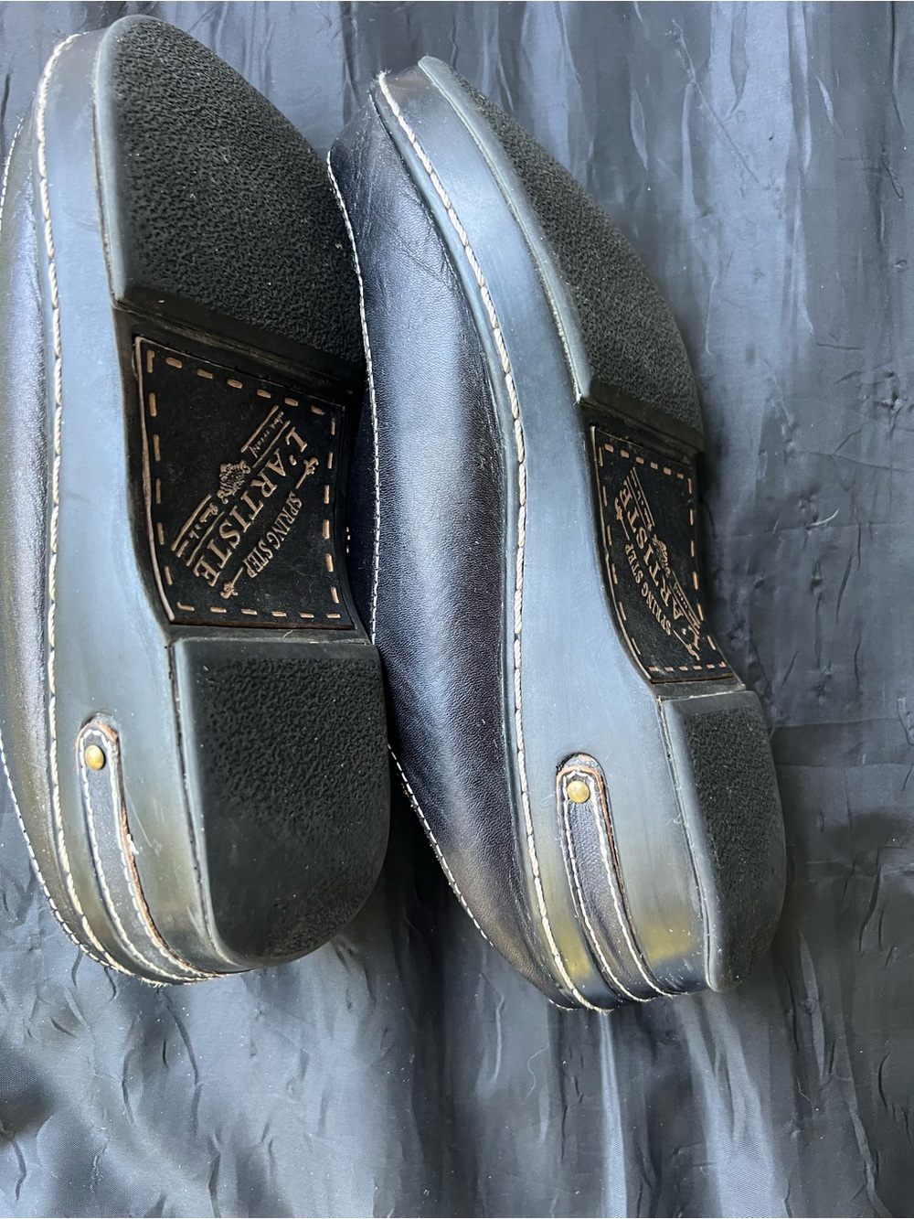 L'ATISTE Black Slip-On Loafers with Brown Stitching - Picture 12 of 12